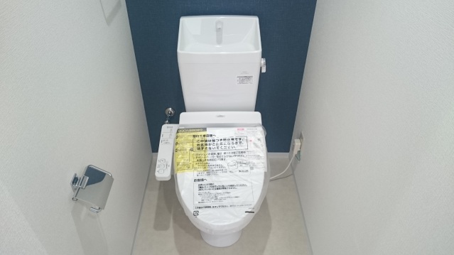 ＪＲ関西本線 法隆寺駅 徒歩2分 2階建 築42年のトイレ写真