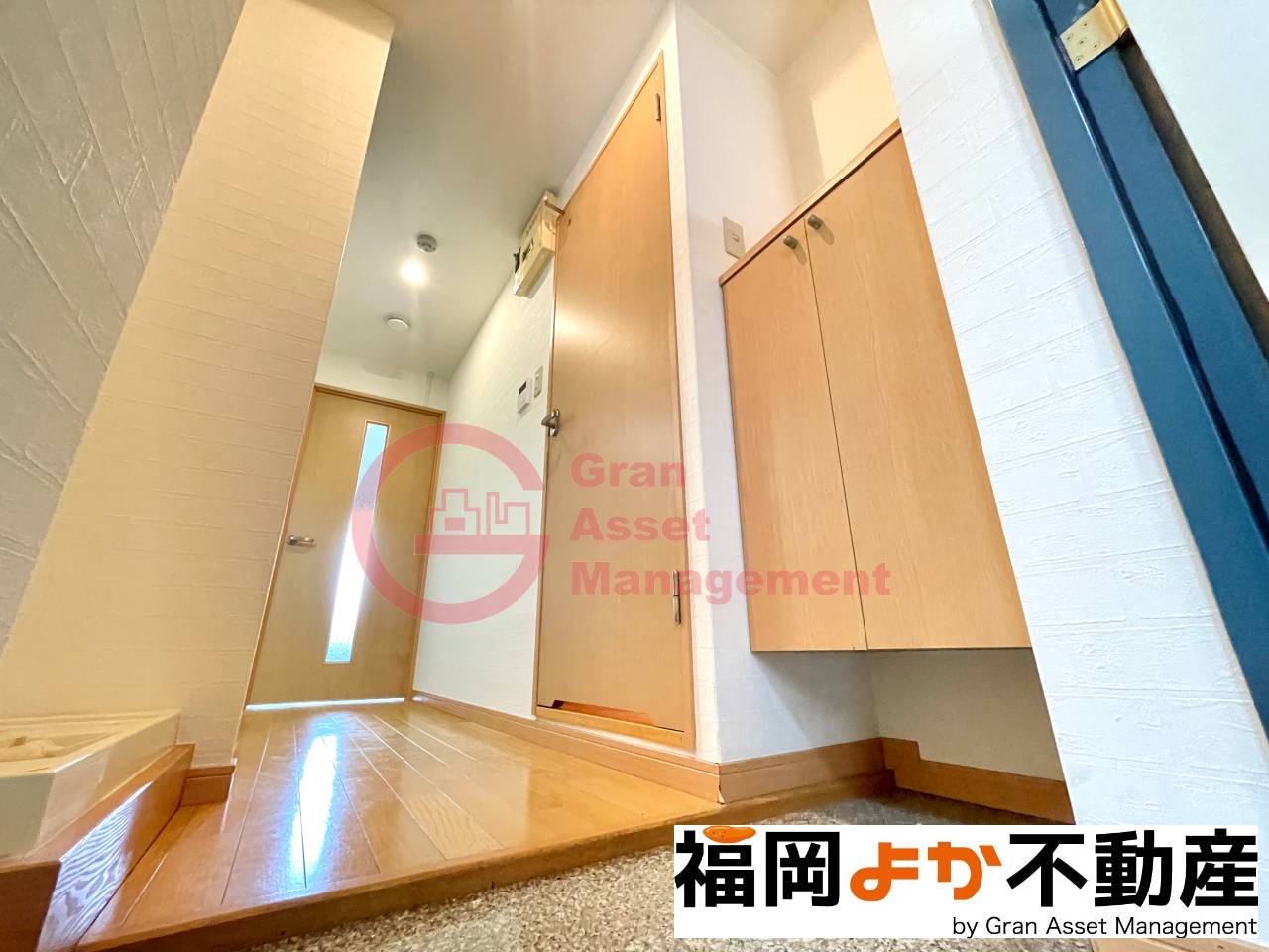 玄関　シンプルで使いやすい玄関です