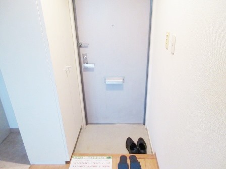 玄関　※別部屋写真