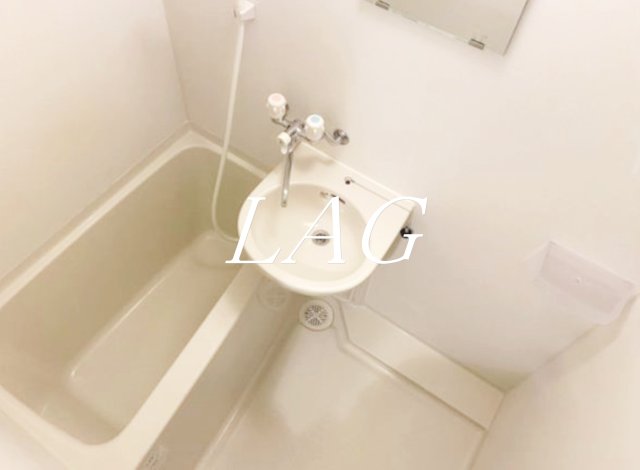 バス・シャワールーム　お風呂です。