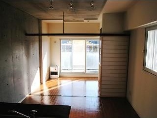 居室・リビング　同タイプ内観です