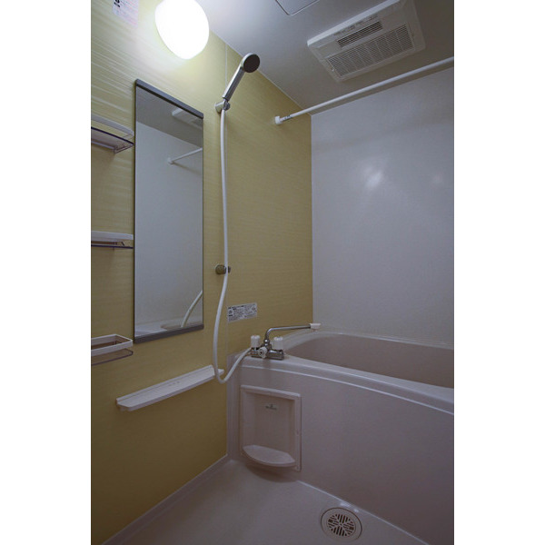 バス・シャワールーム　同じ建物の別のお部屋