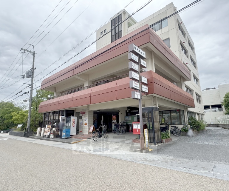 郵便局　草津市役所前郵便局（郵便局）まで683m