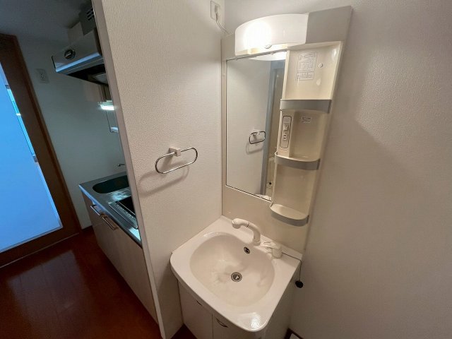 洗面設備　忙しい朝には欠かせない洗面所です