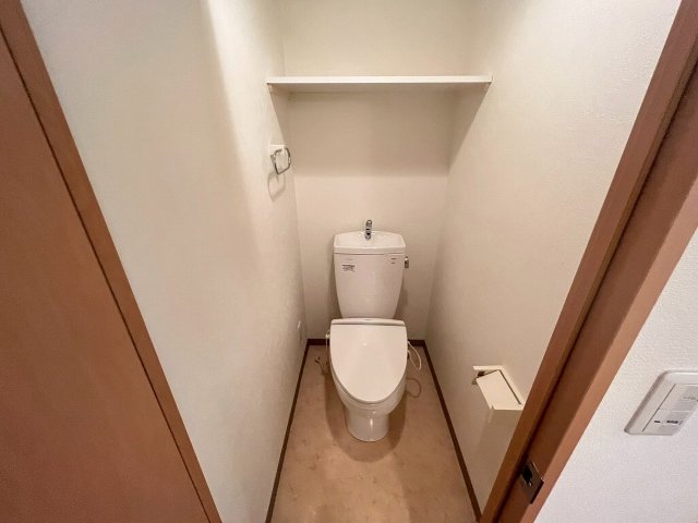 トイレ　コンパクトで使いやすいトイレです