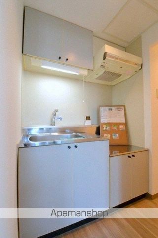 アーバンクラスタ元町IIのキッチン写真