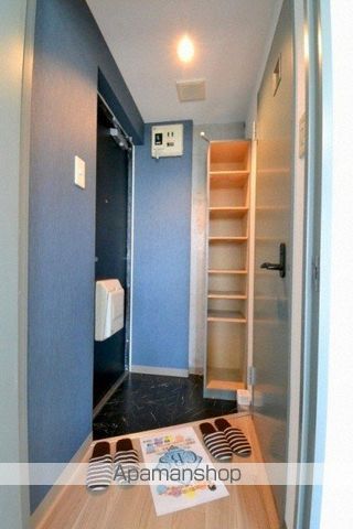 アーバンクラスタ元町IIの玄関写真