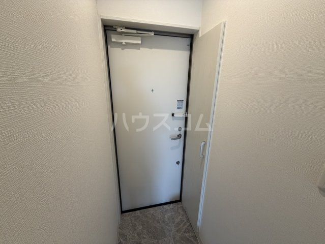 クロレ船橋宮本の玄関写真