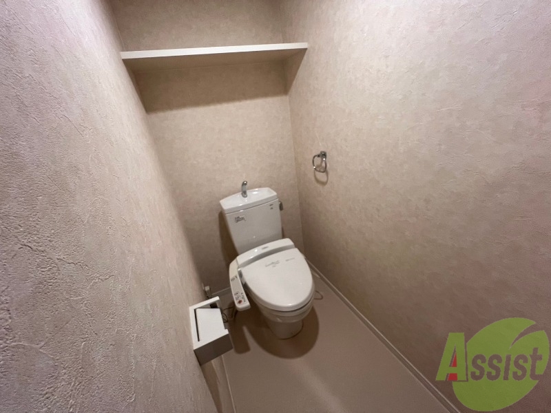 トイレ　トイレは温水洗浄便座付きなのでとても快適です