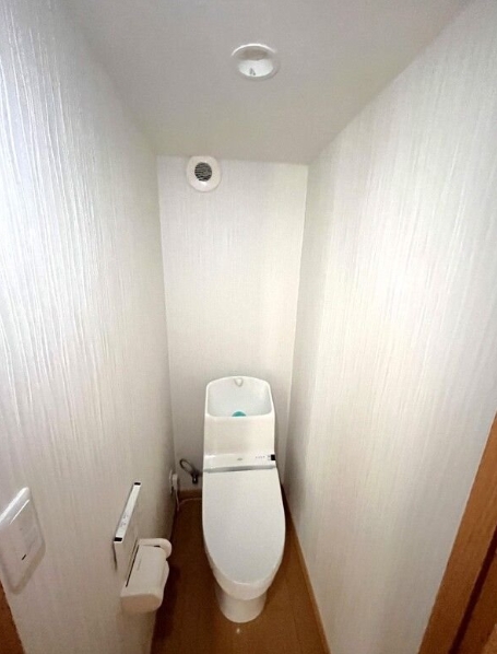 トイレ　参考のお写真です