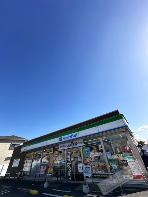 コンビニ　ファミリーマート泉南信達市場店（コンビニ）まで479m