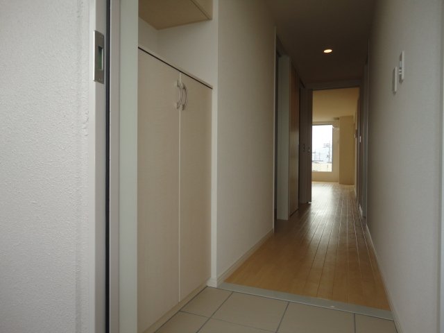 玄関　玄関（イメージ）