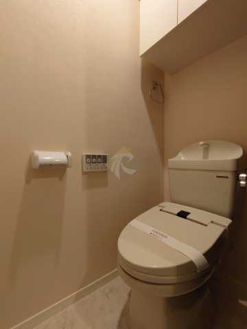 トイレ　ウェルスクエアイズム三軒茶屋