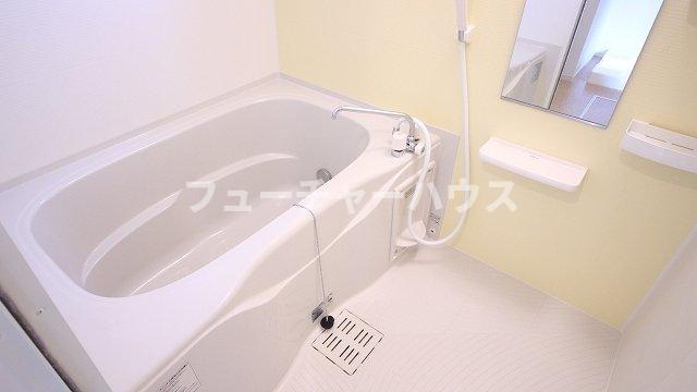 バス・シャワールーム　お風呂で日々の疲れを落としましょう