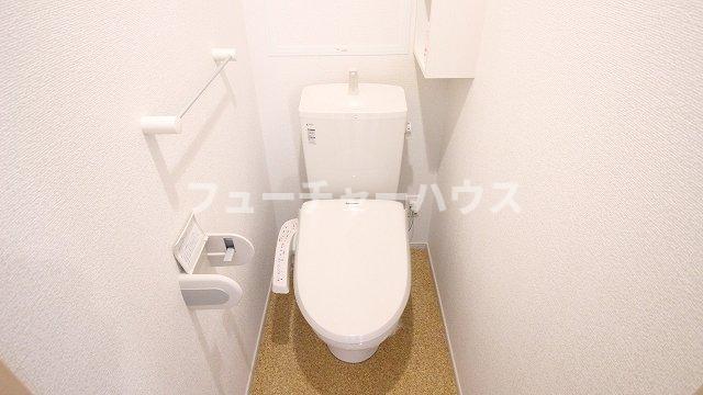 トイレ　トイレもきれいです