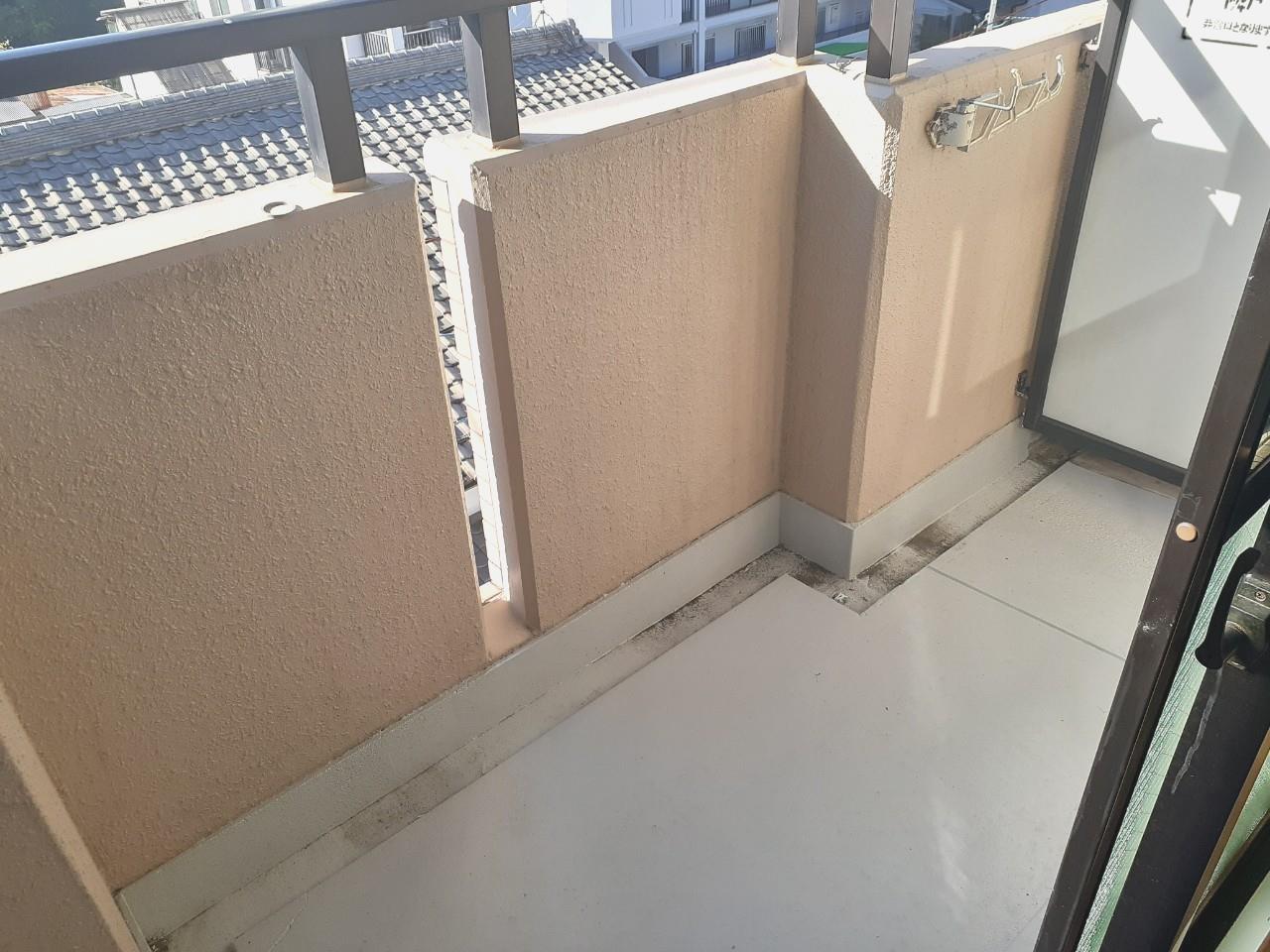 バルコニー　※写真は反転タイプのお部屋です。