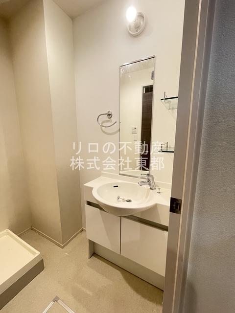 洗面設備　独立洗面台なら落ち着いて身支度ができます☆