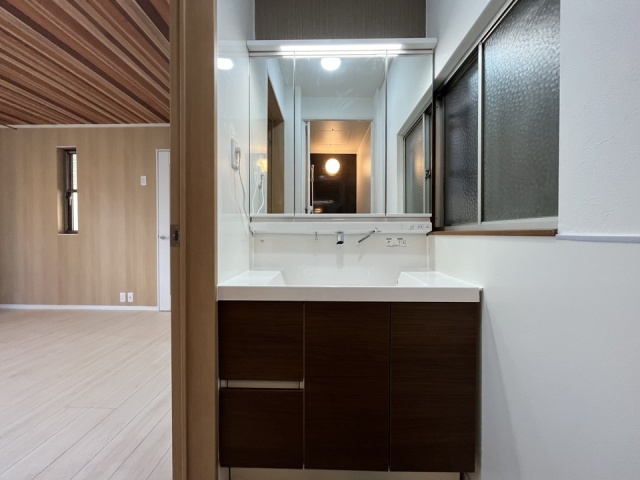 魚住町錦が丘1丁目戸建の内装写真