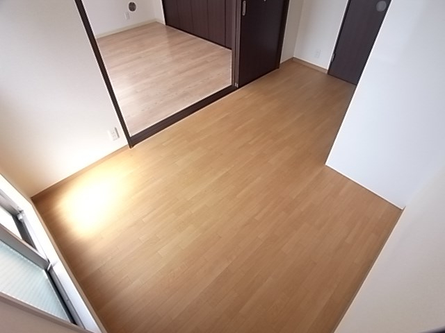 プロスパー尼崎の居間写真