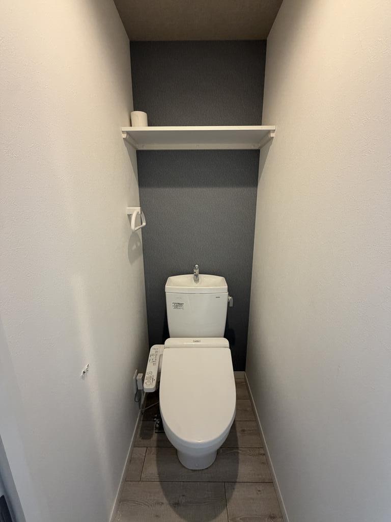 プレミエール西田辺のトイレ写真