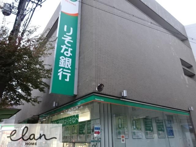 銀行　（株）りそな銀行 鶴橋支店（銀行）まで274m
