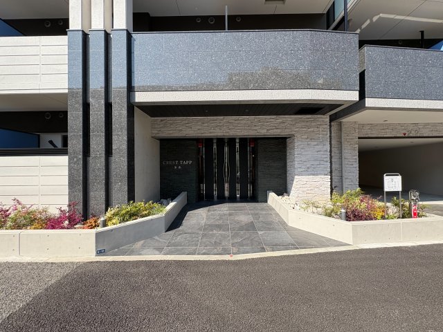 エントランス　毎日通るエントランスはこのようになっています
