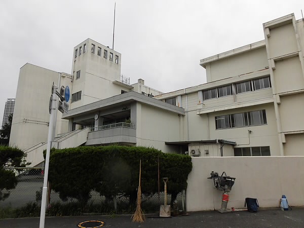 中学校　第七中学校（中学校）まで150m