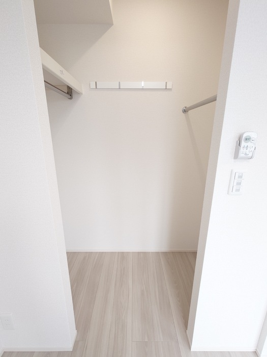 ＪＲ山陽本線 東福山駅 徒歩17分 3階建 築1年の内装写真
