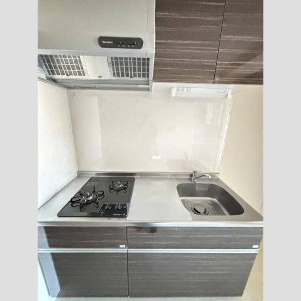 キッチン　※写真は同じマンションの違う部屋のものになります。