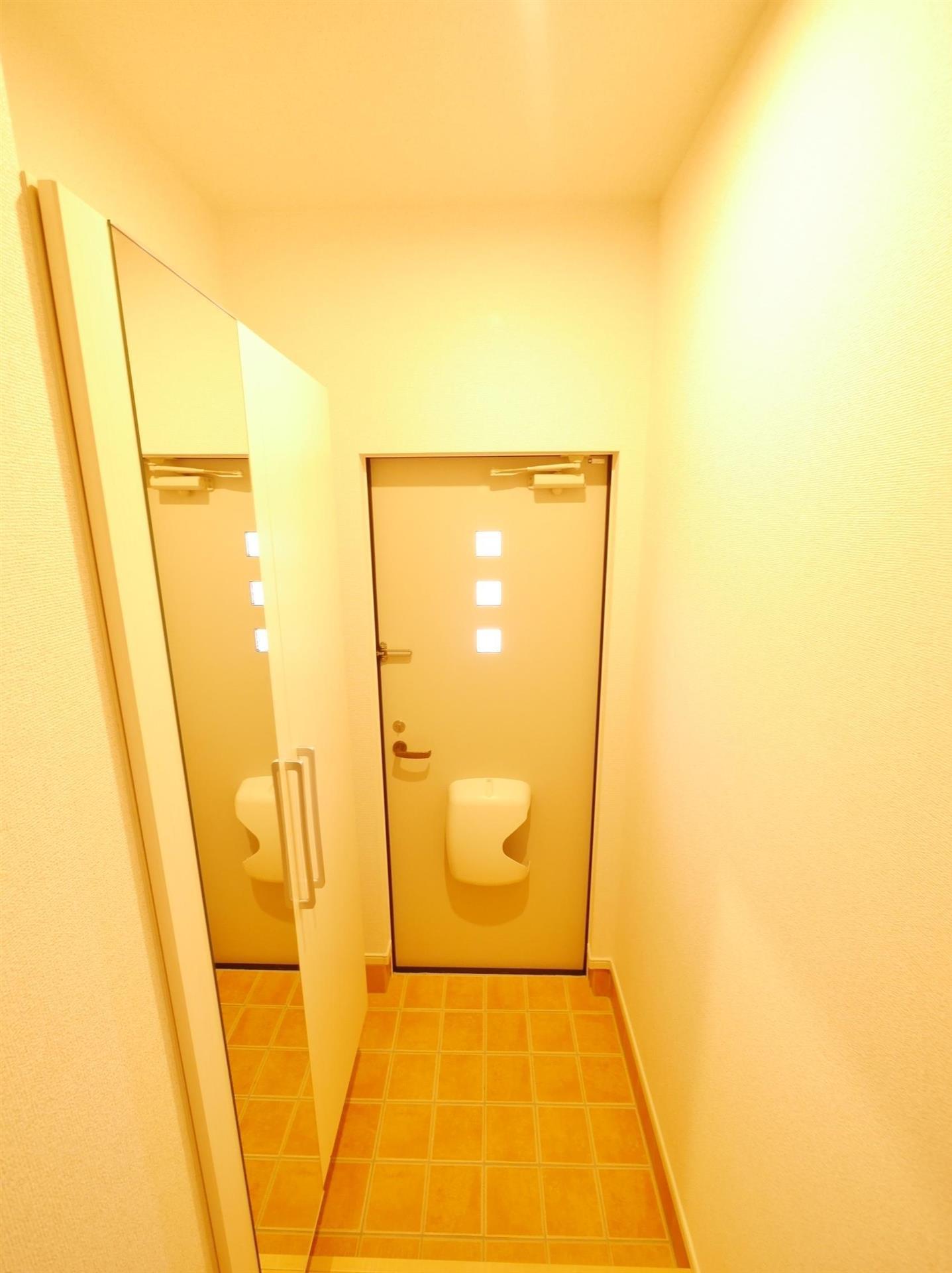 ハーバーSの玄関写真