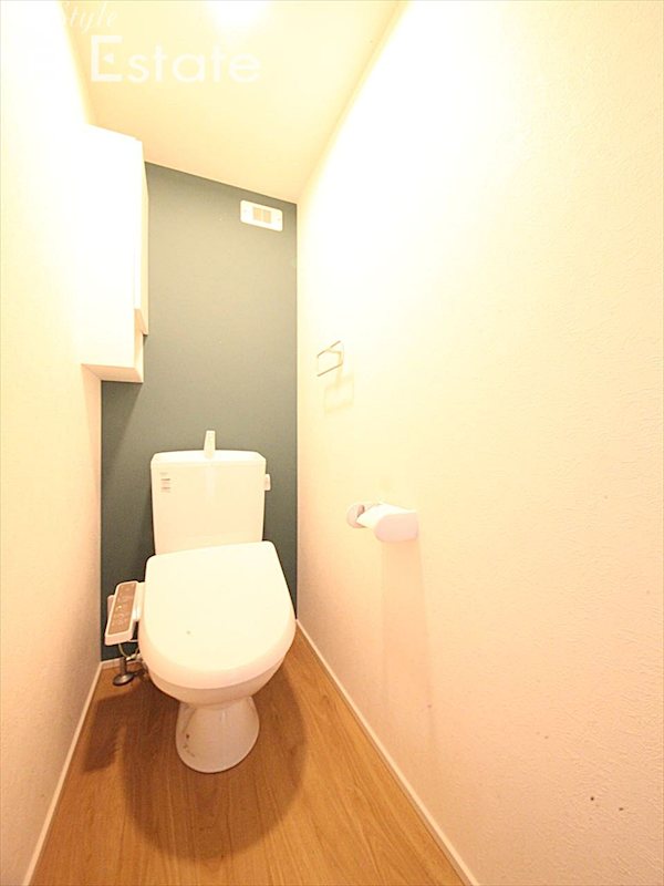 名鉄瀬戸線 守山自衛隊前駅 徒歩4分 3階建 築1年のトイレ写真