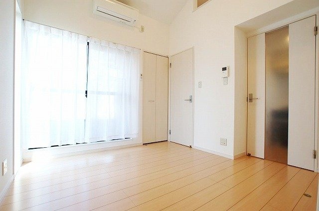 居室・リビング　別号室