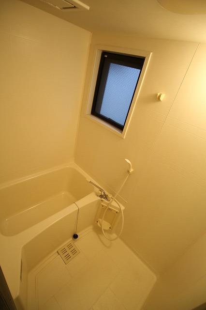 ひまわり九番館の風呂写真