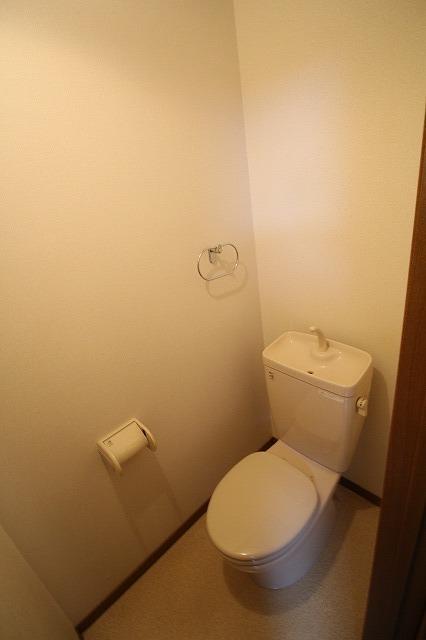 ひまわり九番館のトイレ写真