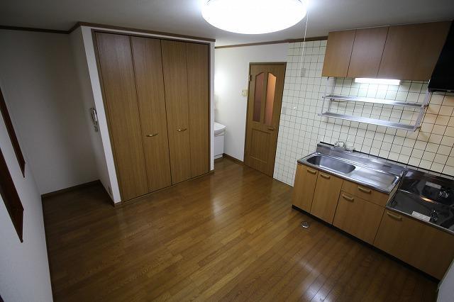 ひまわり九番館の居間写真