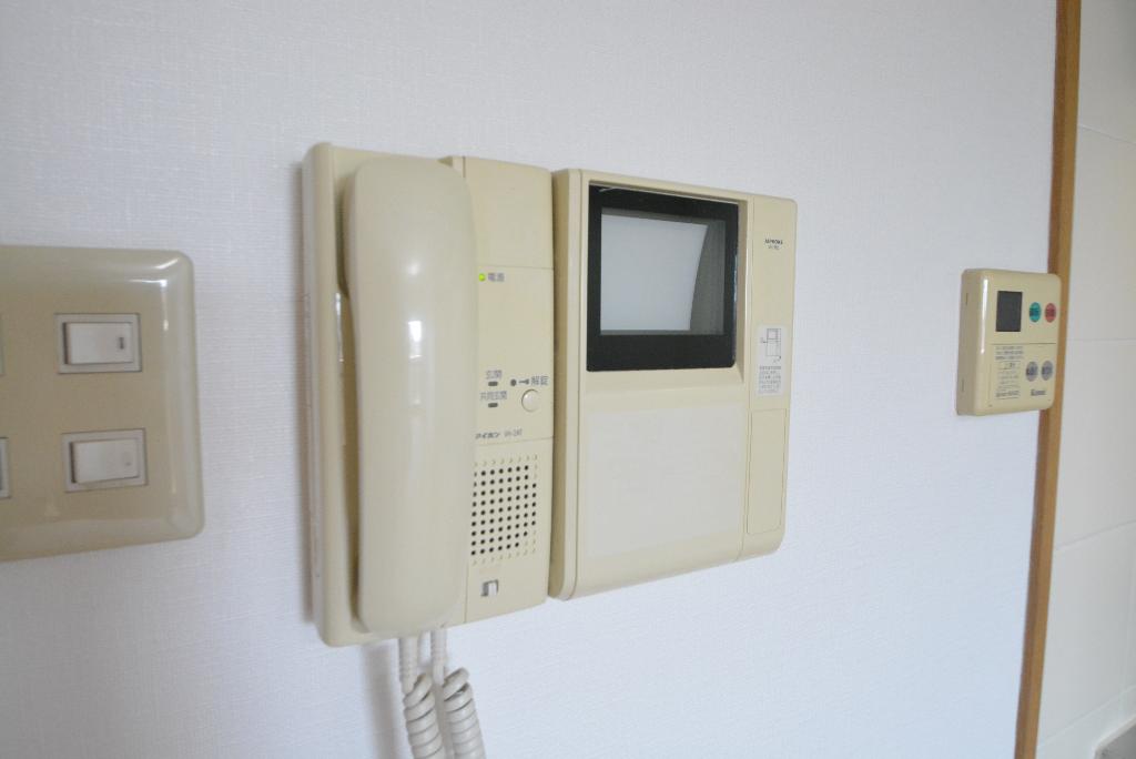 セキュリティ　カメラ付インターホン