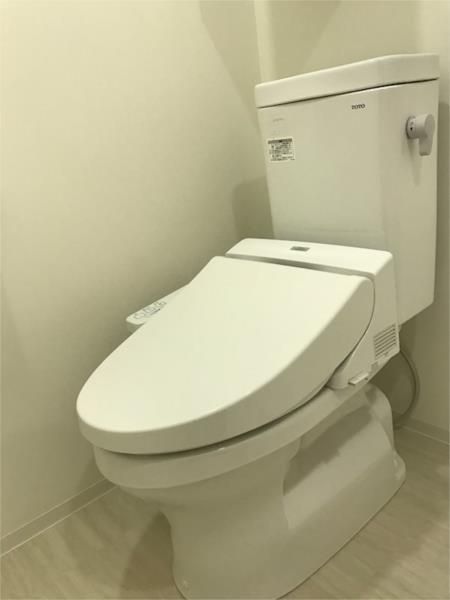 トイレ　落ち着いたトイレです