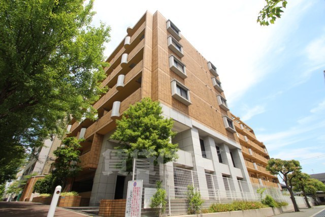 阪急千里線 千里山駅 徒歩16分 築31年