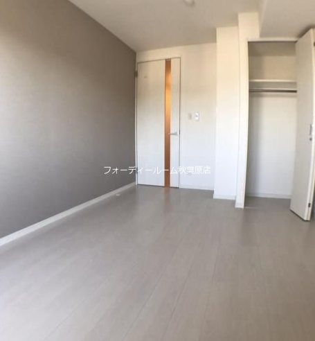 居室・リビング　★《見学予約受付中》当店では契約金がクレジット決済可能です★