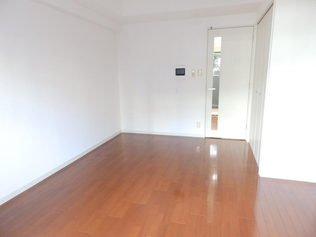 居室・リビング　明るいお部屋ですよ♪