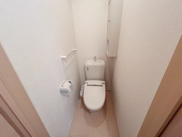 トイレ　トイレもきれいです
