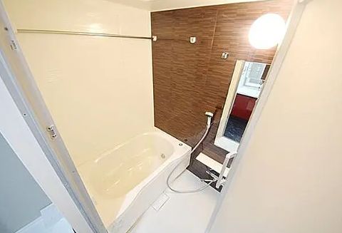 バス・シャワールーム　参考写真：別部屋タイプ