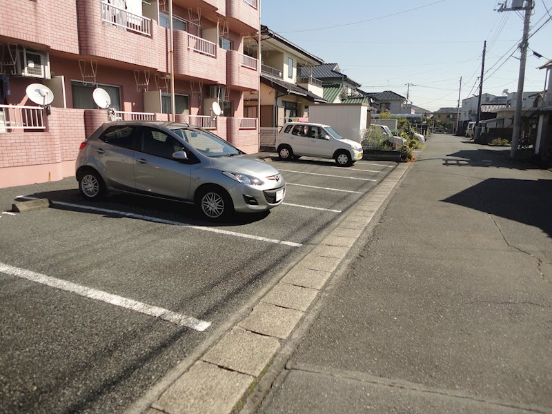 【サンシャインA1の駐車場】