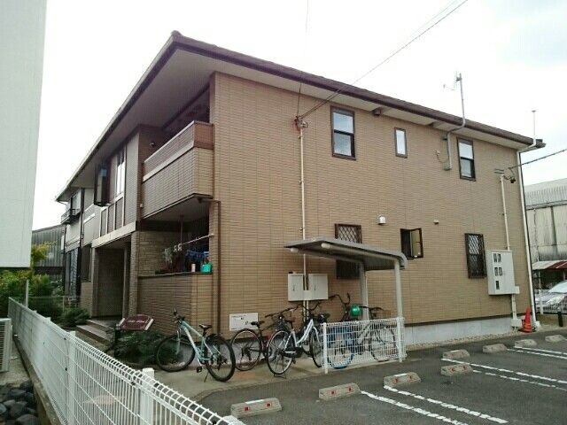 愛知県岩倉市大地町葉広（アパート）の賃貸物件の外観