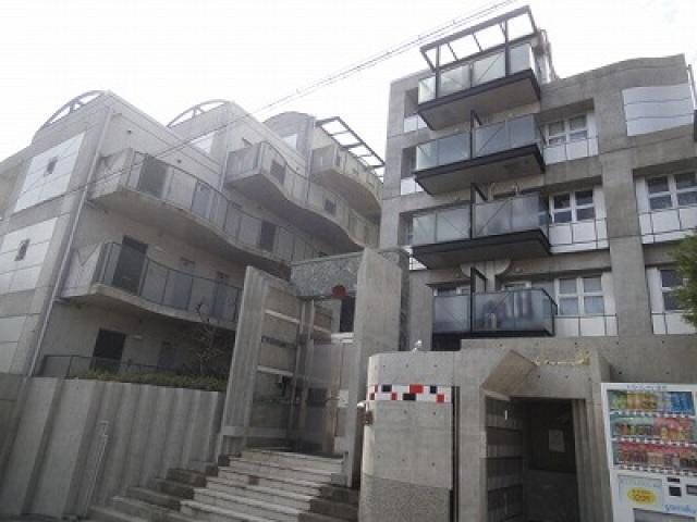 芦屋市三条町のマンションの建物外観