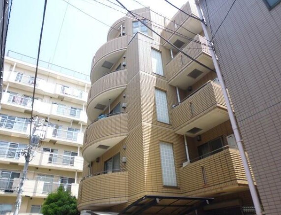 東京都品川区荏原４の賃貸マンションの外観