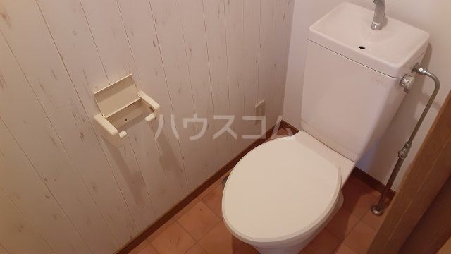 【エクセレント岩崎のトイレ】