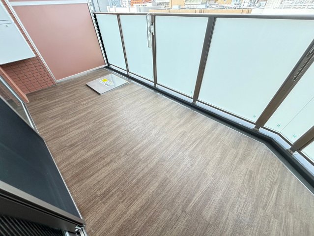 【プレジオ新大阪EUROのバルコニー】
