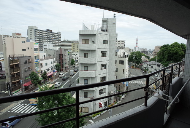 【神戸市兵庫区東山町のマンションの眺望】