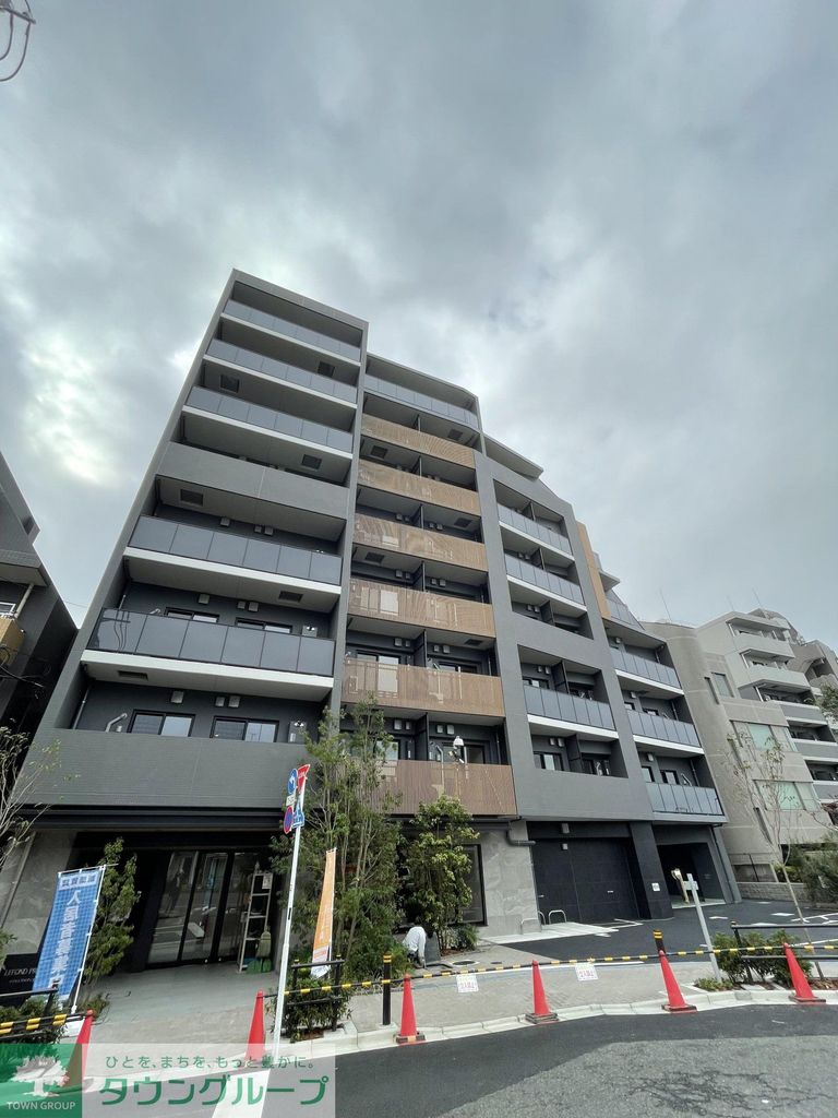 【板橋区志村のマンションの建物外観】